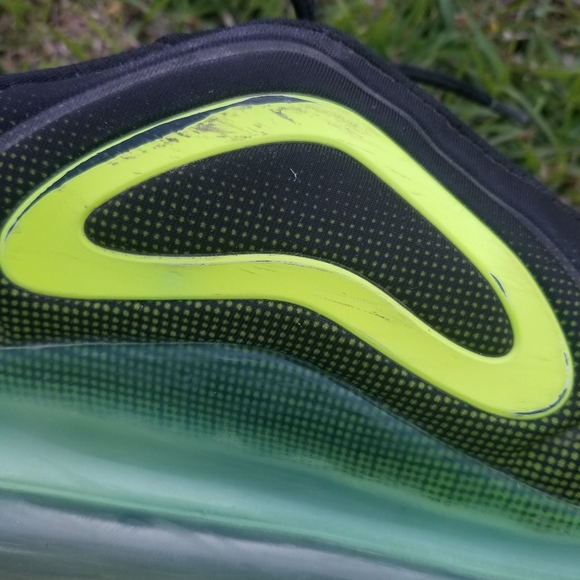 Nike shoes - Picture 6 of 16